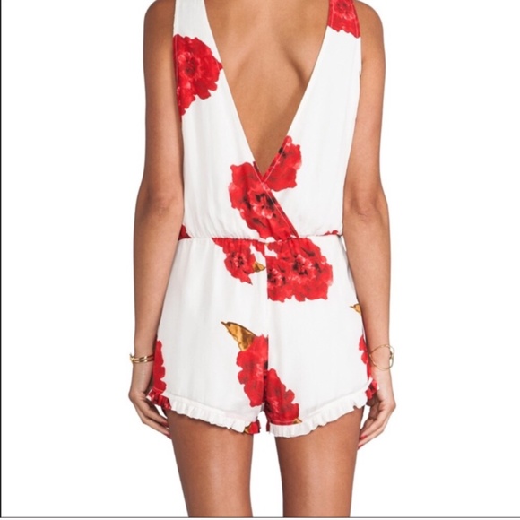 REVOLVE WINSTON WHITE BRAND BODYCON RED FLORAL RUFFLE DEEP V BOHO ROMPER S - Picture 6 of 15